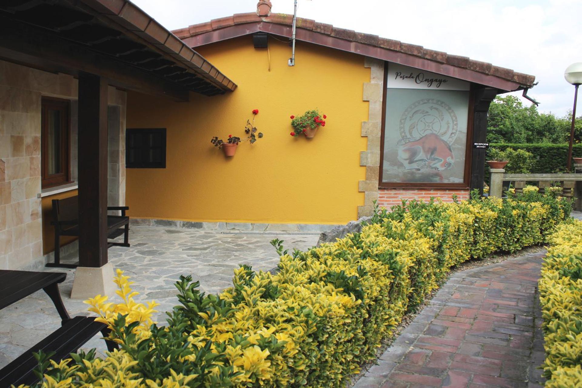 Posada De Ongayo Suances Exteriör bild